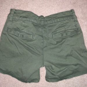 2 shorts